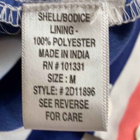 Charlotte Russe Shorts Jumper - Picture 6 of 7